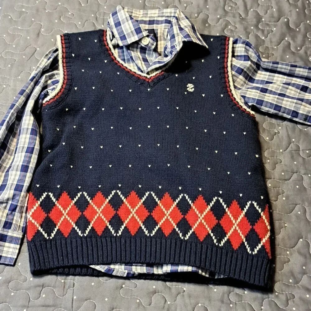 IZOD sweater vest and button down shirt size 4T/ 4